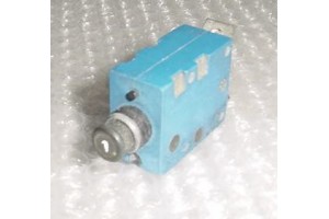 1500-052-1, 5925-00-045-9095, 1A Mechanical Products Aircraft Circuit Breaker