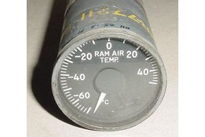 162BL502, Boeing 727 Ram Air Temperature Indicator