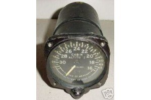 Vintage Boeing Airliner Cabin Altitude Selector / Indicator, 13050-10