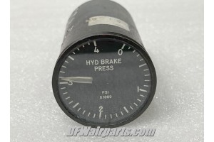 SRL-07C,, Vintage Boeing 727 Hydraulic Brake Pressure Indicator