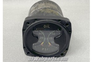 Vintage British Warbird Aircraft Dual Oil Pressure Indicator, PW/39 ACR/CP