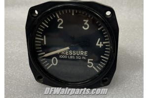 Vintage Warbird Aircraft Pressure Indicator, AW-2 3/4-34-KF11