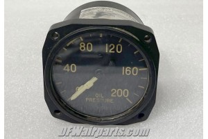 WWII Boeing B-17 Flying Fortress Oil Pressure Indicator, 10226-A, AN5772-2
