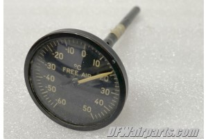 WWII Boeing B-17 Flying Fortress Outside Air Temperature Indicator, 1585, Type C-13A
