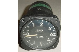 055-27775, 22-D9449-1, Kollsman Aircraft Vertical Speed Indicator