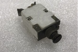 700-001-5, MS25244-5, 5A Mechanical Products Aircraft Circuit Breaker