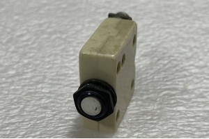 1648-009-070, 5925-01-189-8052, 70A Mechanical Products Aircraft Circuit Breaker