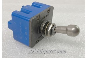 4TL11-10A,, Three Position Guarded Aircraft Micro Switch