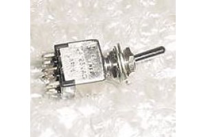 New Cutler-Hammer Aircraft Two Position Toggle Micro Switch
