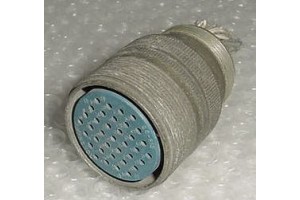 AN3101A28-21S, Amphenol Aircraft Avionics Connector Plug