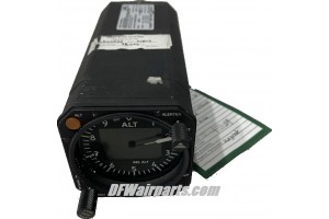 AD32.32.53F.28.1.RE,, Aircraft Thommen RVSM Air Data Display Unit w/ Encoding Output