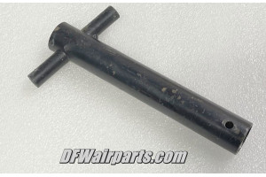 0411307,, Cessna 152 / Cessna 172 Rudder Pedal Arm