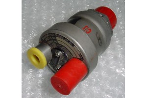 318-200, 3883030, Aero Commander Oil Pressure Transmitter