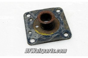 Lycoming 320 Aircraft Engine Accessory Case Oil Screen Elbow Plate Lycoming 320 Aircraft Engine Accessory Case Oil Screen Elbow Plate