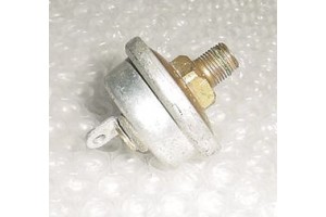 M-4071, Hobbs Aircraft Instrument Pressure Switch