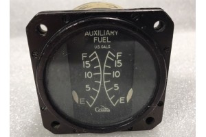 CM2646L1,, Twin Cessna Aircraft Auxiliary Fuel Quantity Indicator