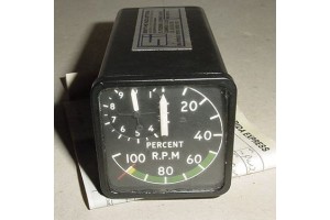 PW2006KTDCP1, Smiths Aircraft Tachometer w Serv tag